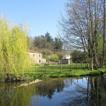 Chambres D'Hotes De La Templerie-Moulin Bazoges-en-Paillers エクステリア 写真